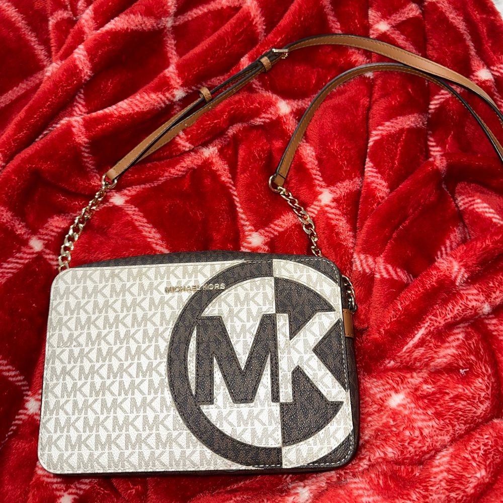 Michael Kors purse